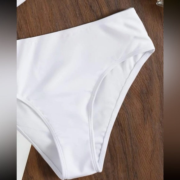 🎉Solid white Bikini BOTTOMS. Mid to high waisted bottoms. - Picture 4 of 5